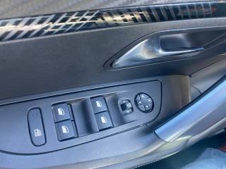 PEUGEOT 2008 usata, con USB