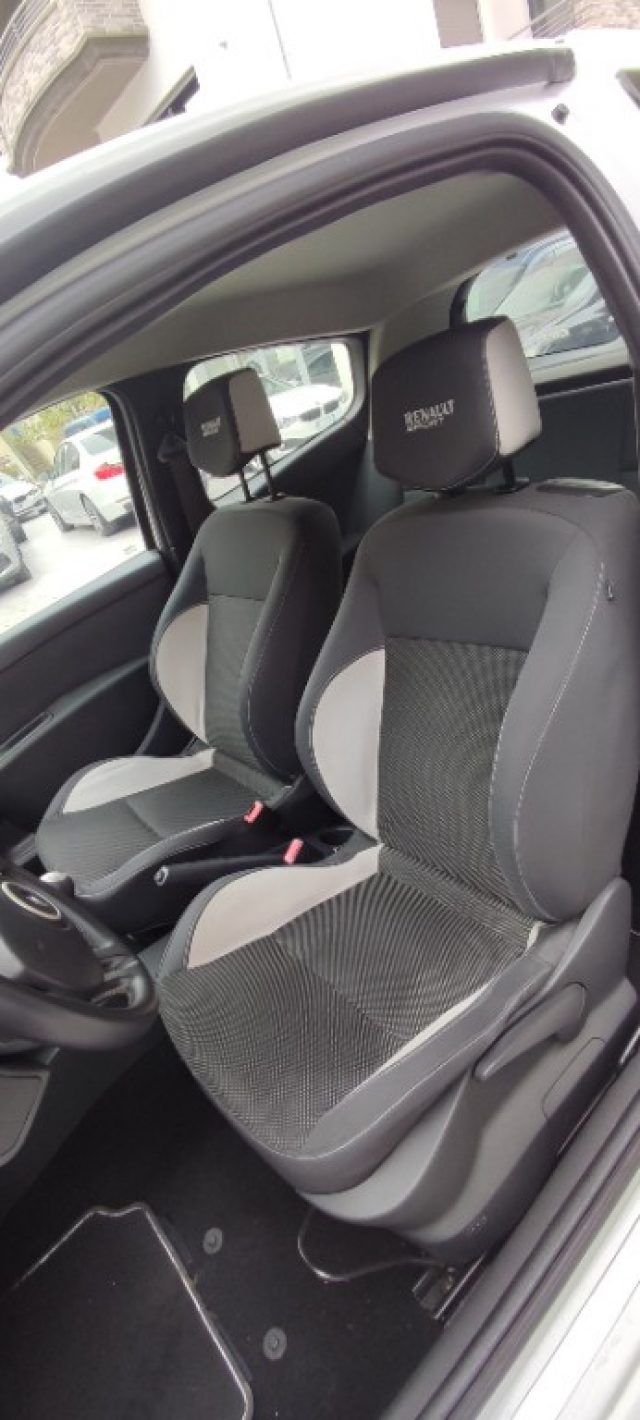 RENAULT Clio usata 19