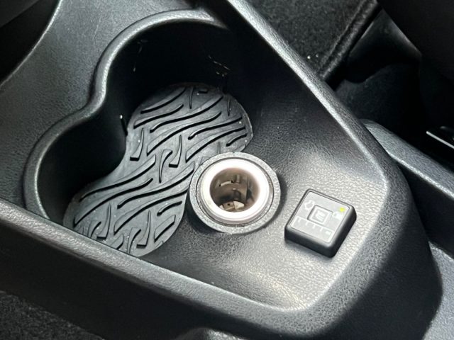 LANCIA Ypsilon usata, con MP3