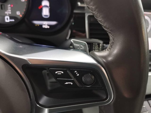 PORSCHE Macan usata, con Specchietti laterali elettrici