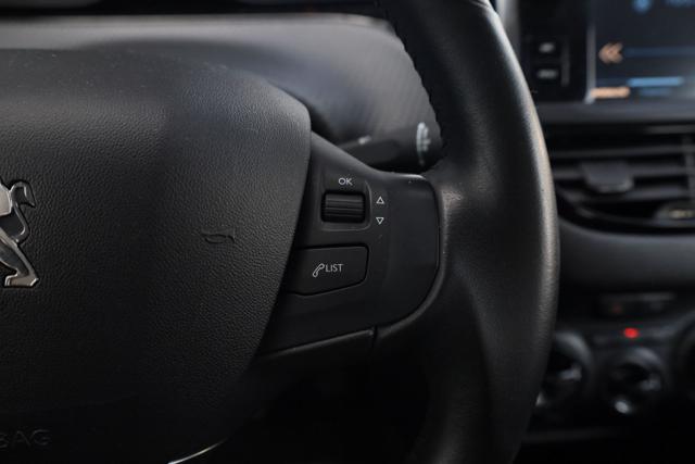 PEUGEOT 2008 usata, con Park Distance Control