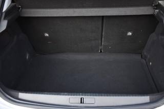 OPEL Corsa usata, con USB