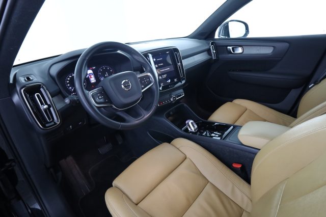 VOLVO XC40 usata 0