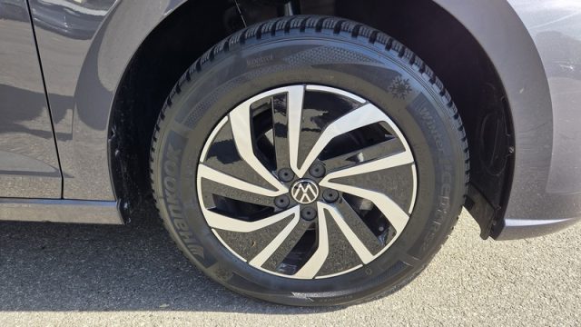 VOLKSWAGEN Polo usata, con Autoradio