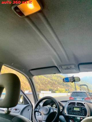 TOYOTA RAV 4 MY23 usata, con Volante in pelle