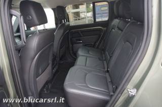 LAND ROVER Defender usata, con Bluetooth
