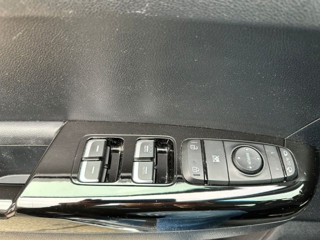 KIA Sportage usata, con Volante multifunzione