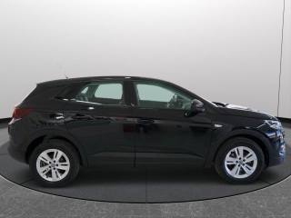 OPEL Grandland X usata, con Sedile posteriore sdoppiato