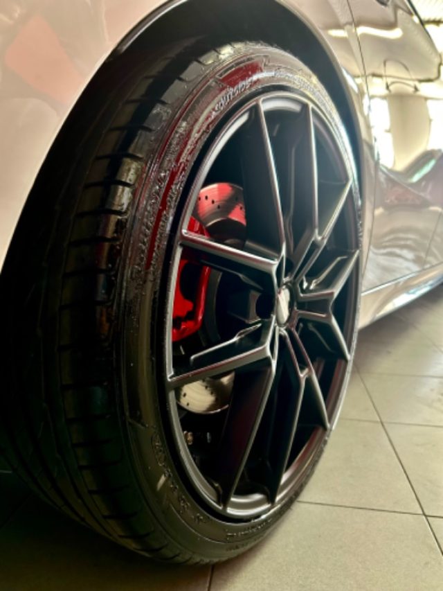 MERCEDES-BENZ A 45 AMG usata, con Regolazione elettrica sedili