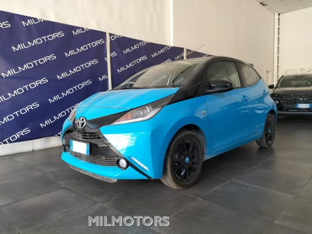 TOYOTA Aygo usata, con ABS