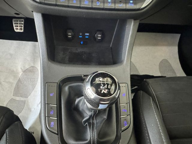 HYUNDAI i30 usata, con Park Distance Control