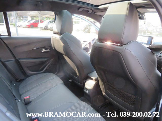 PEUGEOT 208 usata, con Sensori di parcheggio posteriori