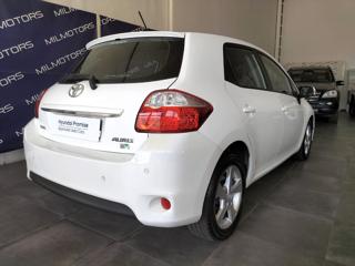 TOYOTA Auris usata, con ESP
