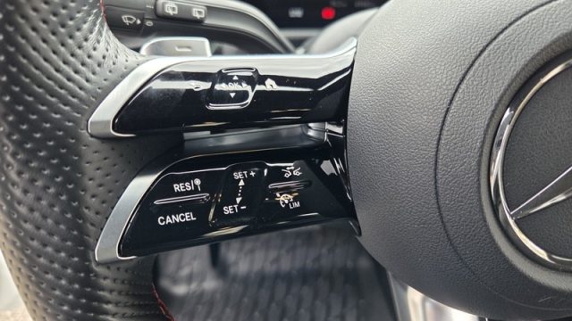 MERCEDES-BENZ A 180 usata, con Sistema di navigazione