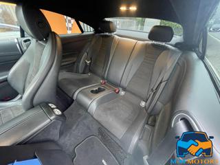 MERCEDES-BENZ E 220 usata, con Interni in pelle
