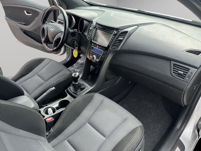 HYUNDAI i30 usata, con ESP