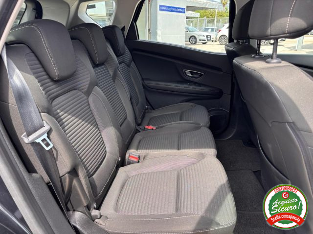 RENAULT Scenic usata, con Fendinebbia
