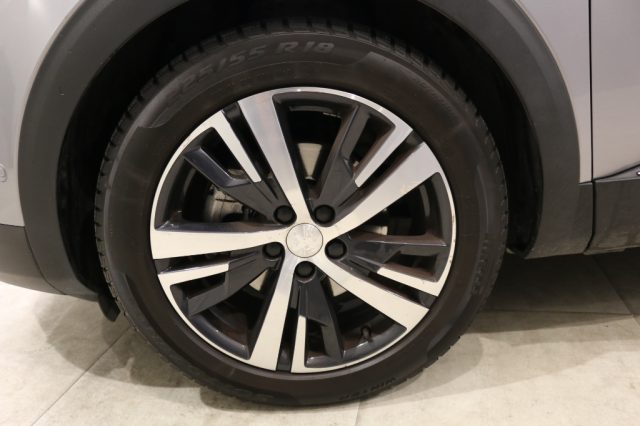PEUGEOT 3008 usata, con Climatizzatore