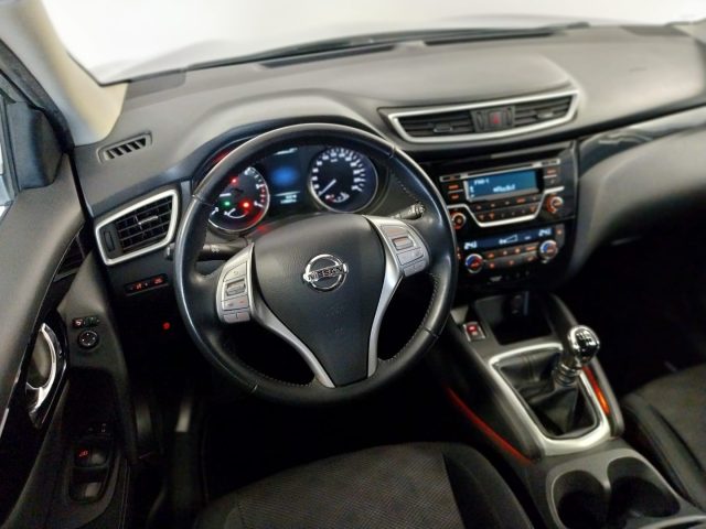 NISSAN Qashqai usata, con USB