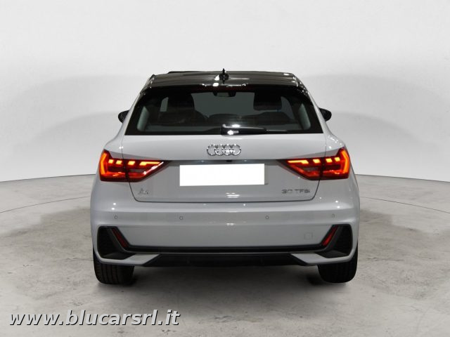 AUDI A1 usata, con Autoradio