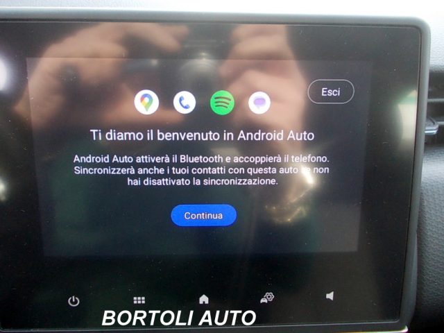 RENAULT Clio usata, con Touch screen