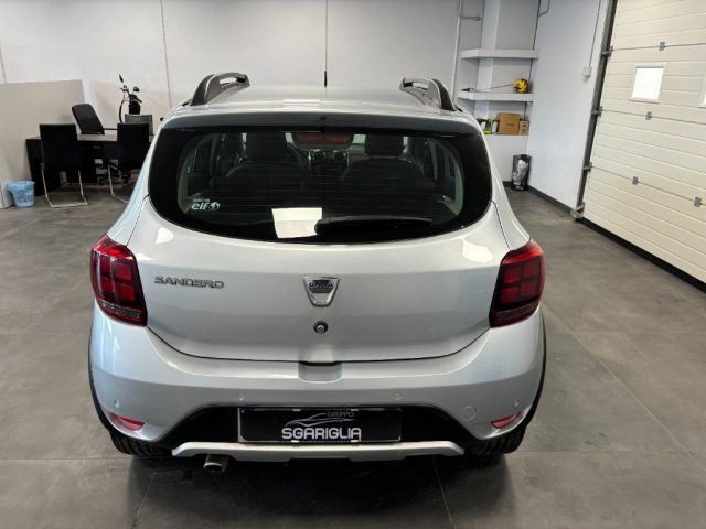 DACIA Sandero usata, con Luci diurne LED