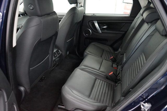 LAND ROVER Discovery Sport usata, con Autoradio digitale