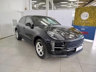PORSCHE Macan 2.0