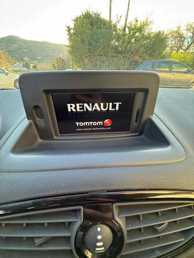 RENAULT Clio usata 15