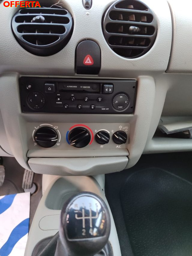 RENAULT Kangoo usata 9