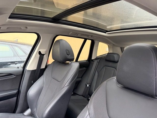 BMW X3 usata, con Fari Xenon