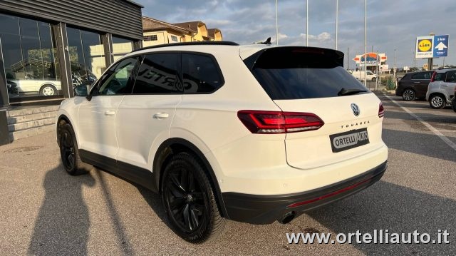 VOLKSWAGEN Touareg usata, con Climatizzatore
