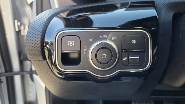 MERCEDES-BENZ A 200 usata, con Controllo trazione