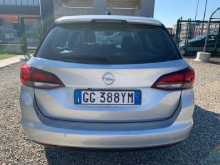 OPEL Astra usata, con Boardcomputer