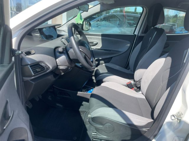 LANCIA Ypsilon usata, con Servosterzo