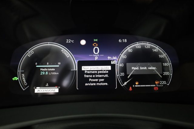 TOYOTA C-HR usata 12