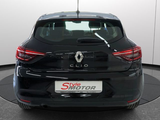 RENAULT Clio usata, con Sensori di parcheggio posteriori