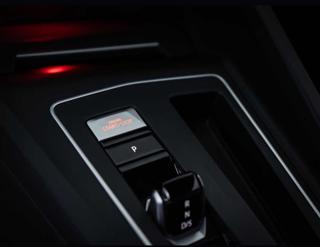 VOLKSWAGEN Golf usata, con Autoradio