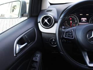 MERCEDES-BENZ B 180 usata, con Luci diurne LED