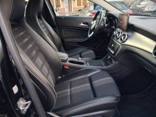 MERCEDES-BENZ GLA 180 usata, con Controllo automatico clima