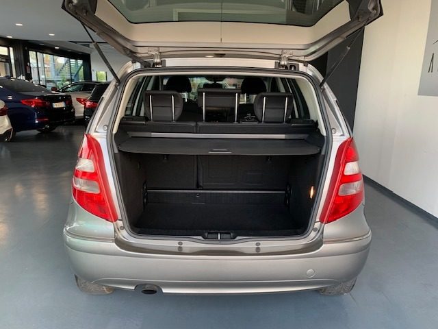 MERCEDES-BENZ A 180 usata 16