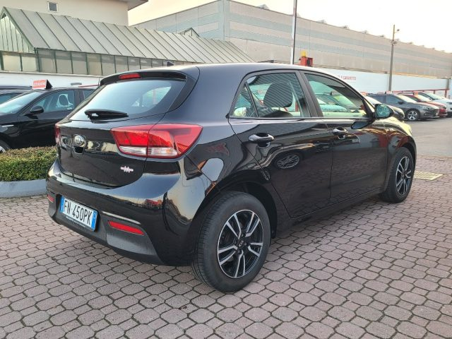KIA Rio usata, con Airbag laterali