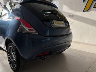 LANCIA Ypsilon usata, con Controllo automatico clima