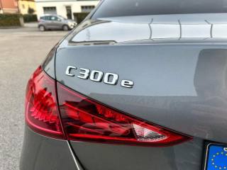 MERCEDES-BENZ C 300 usata, con Chiusura centralizzata