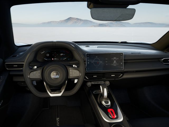 LOTUS Emira usata, con Touch screen