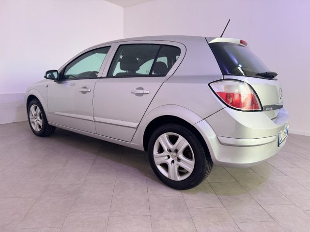 OPEL Astra usata 13