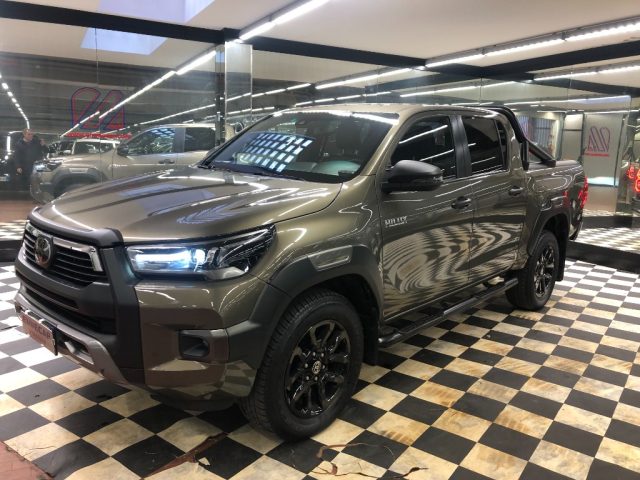TOYOTA Hilux usata, con ABS