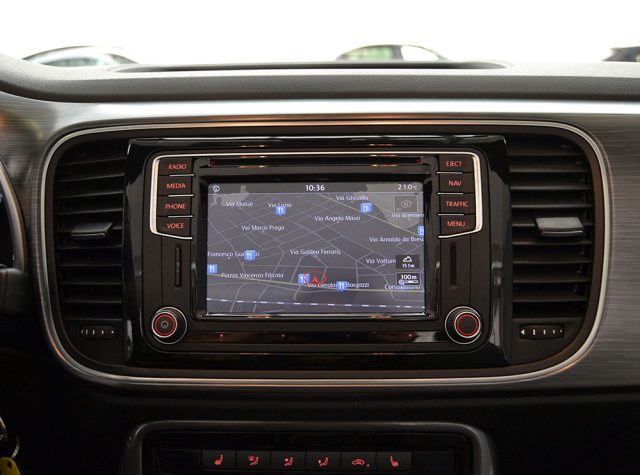 VOLKSWAGEN Maggiolino usata, con Boardcomputer