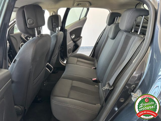 RENAULT Megane usata, con Controllo automatico clima