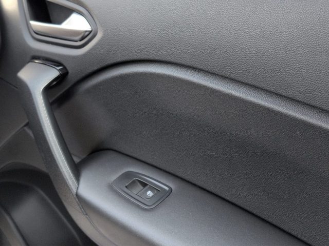 RENAULT Captur usata, con Bracciolo
